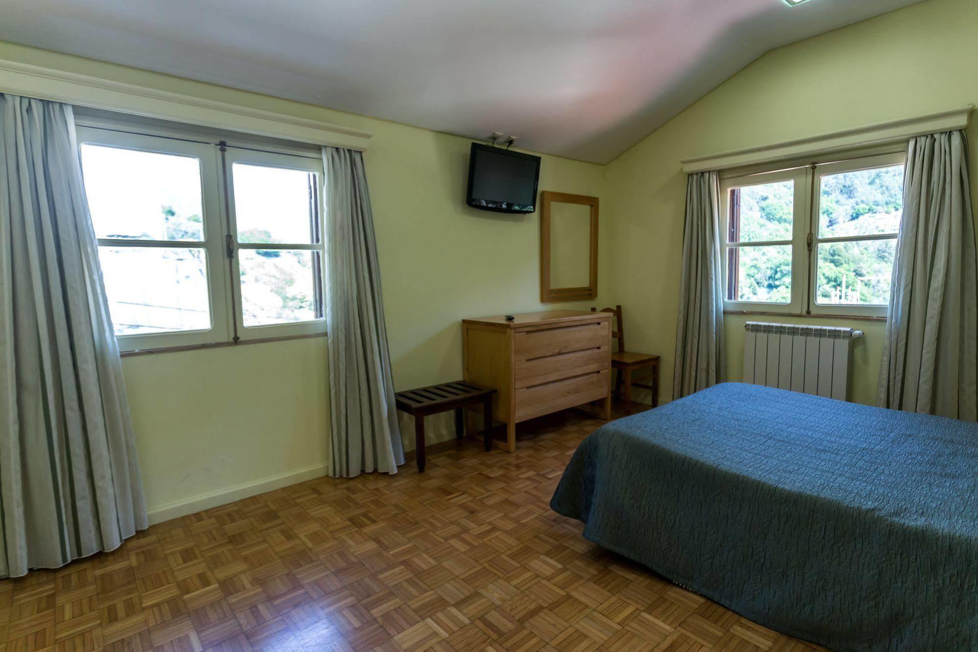 Adelaide Hotel Герес Экстерьер фото