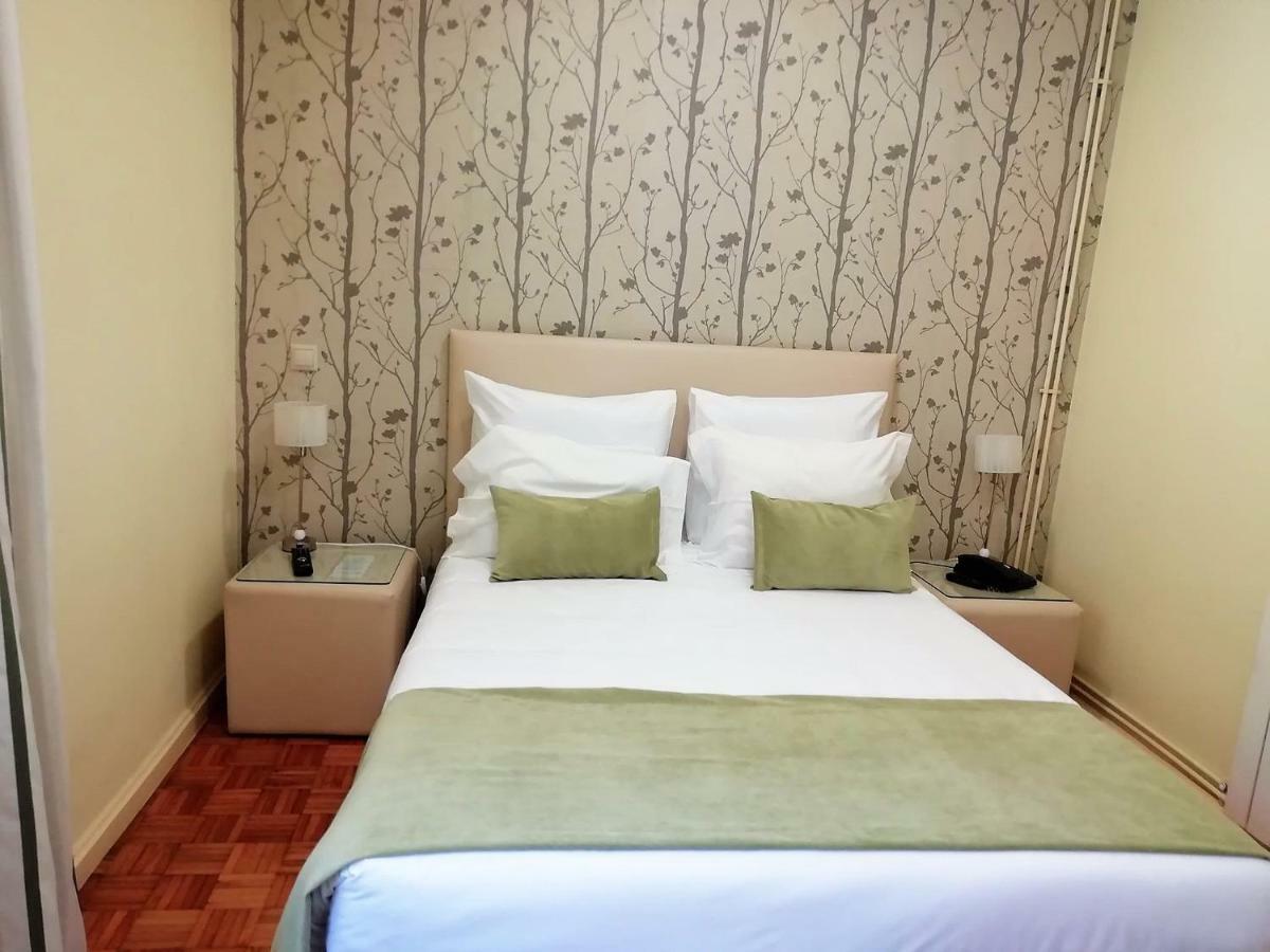 Adelaide Hotel Герес Экстерьер фото