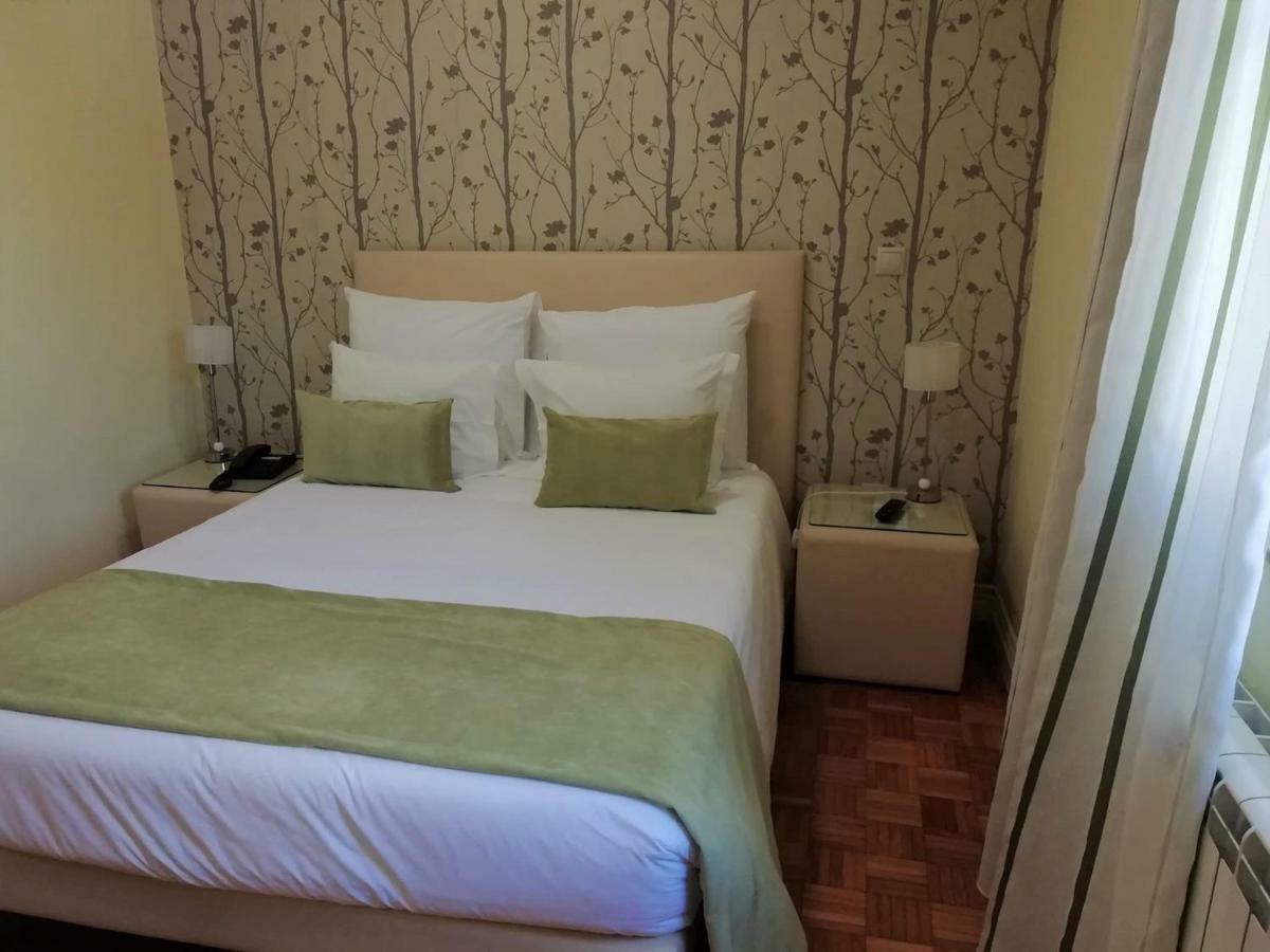 Adelaide Hotel Герес Экстерьер фото
