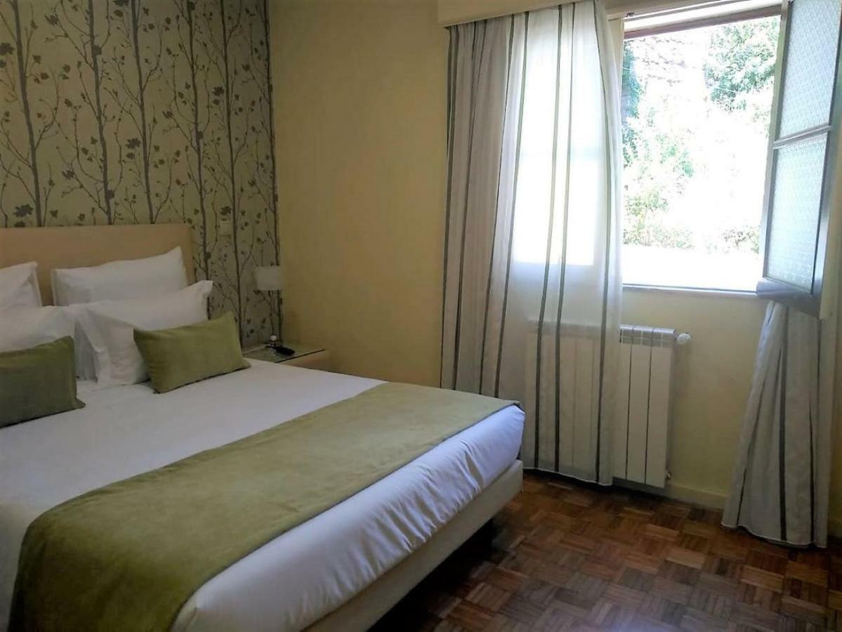Adelaide Hotel Герес Экстерьер фото